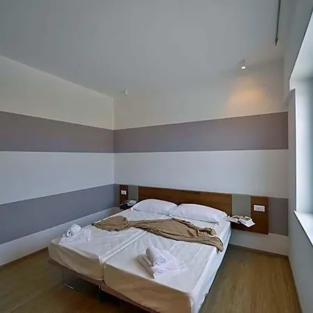 The View Apartment *